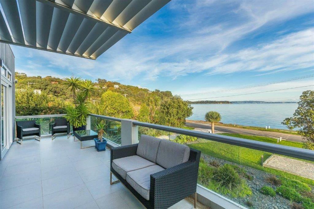 Waiheke Waterfront Lodge Oneroa Buitenkant foto